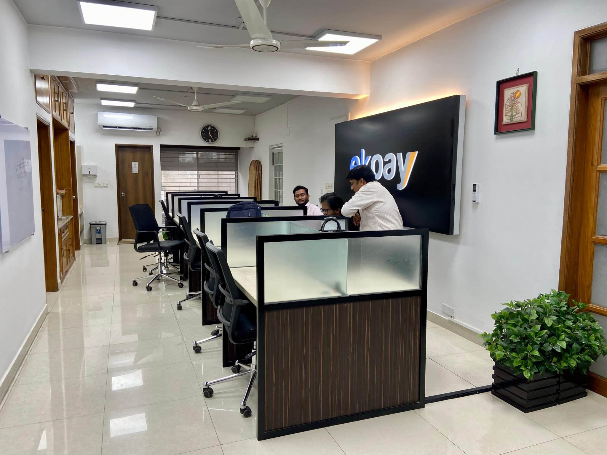 Open workstation area at the 2,500 sft Ek-Pay office in Mohakhali DOHS, Dhaka, delivered by Studio Archifiction